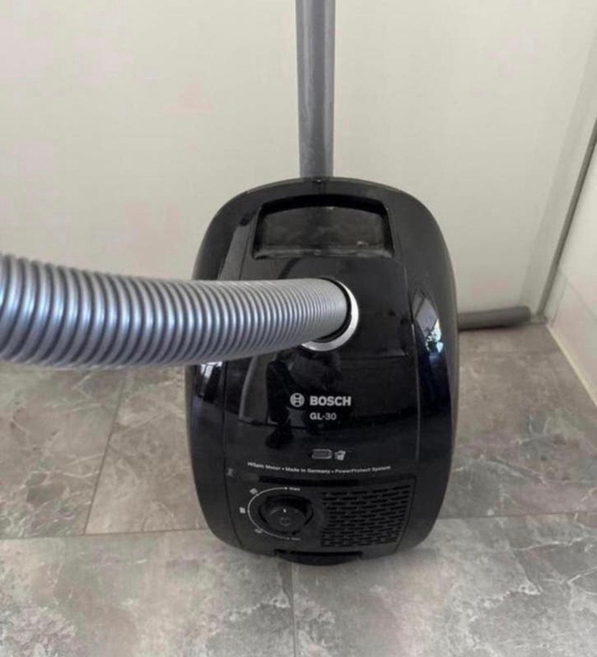 Bosch GL-30 Stofzuiger met stofzakken - 600W, Ophalen, Gebruikt, Minder dan 1200 watt, Bosch