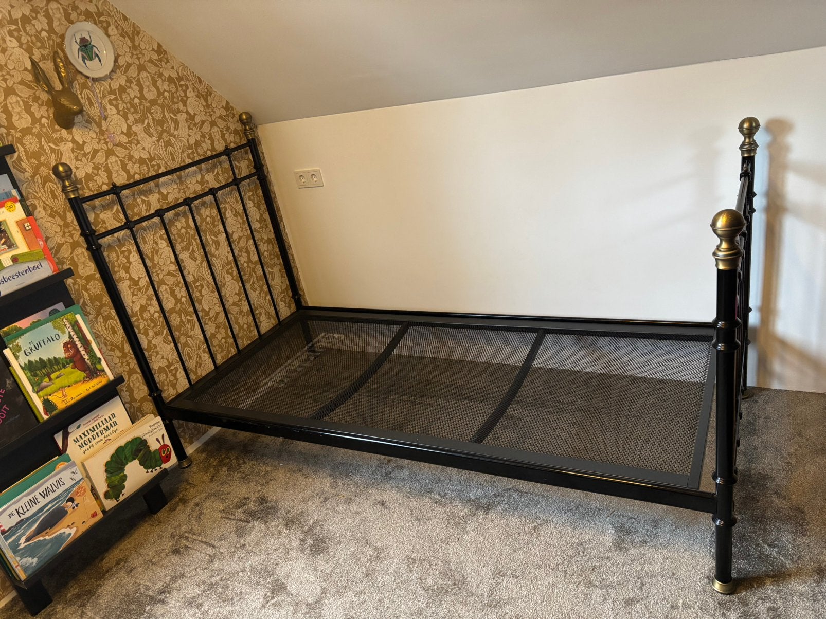 Ikea bed spijlenbed metaal zwart goud Auping spiraal bodem, Ophalen, Gebruikt, 90 cm, Eenpersoons