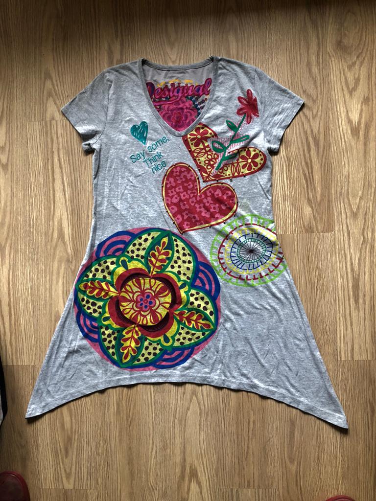 Desigual leuk T-shirt met korte mouwen maat L/M., Maat 38/40 (M), Ophalen of Verzenden, Zo goed als nieuw, Korte mouw