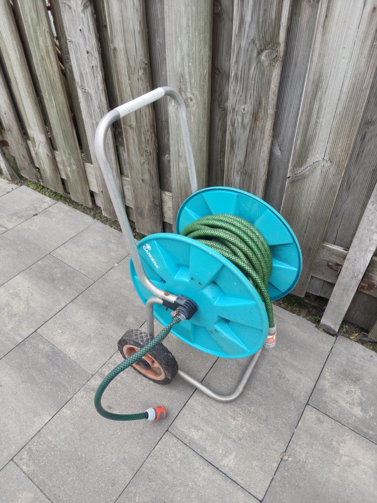 Gardena tuinslanghaspel met slang, Tuin en Terras, Ophalen, Gebruikt, Tuinslanghaspel