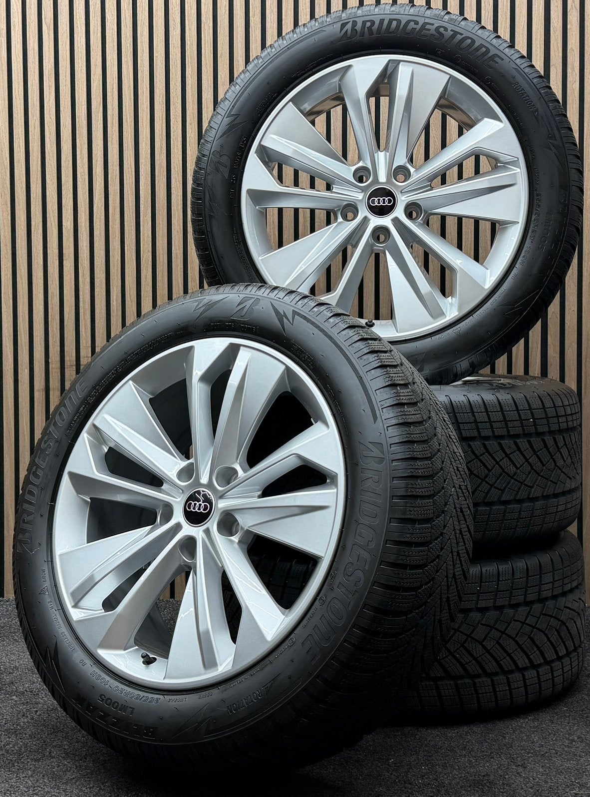 ZGAN! Originele 20 inch Audi Q6 SQ6 E-Tron 5x130 Breedset, Auto-onderdelen, Banden en Velgen, Ophalen, 255 mm, ., Banden en Velgen