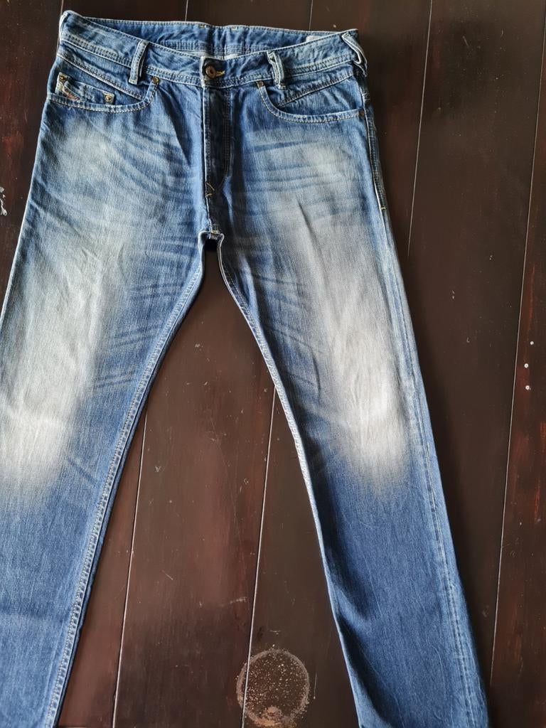 CLASSIC VINTAGE DIESEL IAKOP SLIM TAPERED JEANS SIZE 31/32, Kleding | Heren, Spijkerbroeken en Jeans, Ophalen of Verzenden, Zo goed als nieuw