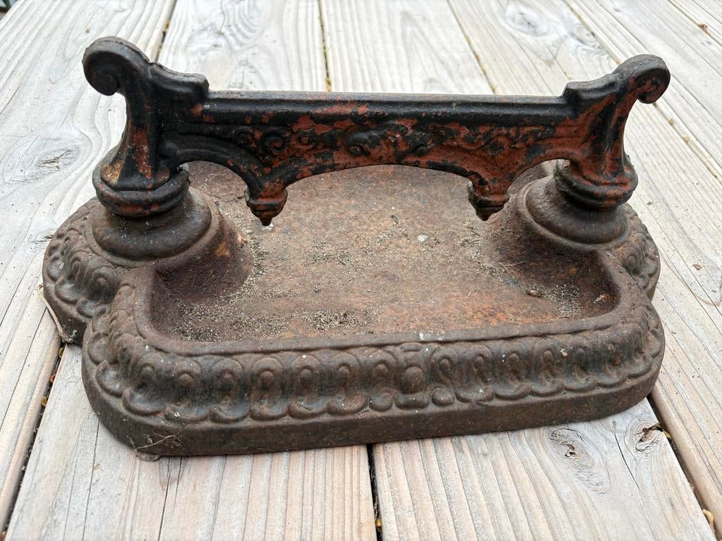 Zware gietijzeren laarzenknecht / laarzenwipper, Antiek en Kunst, Antiek | Woonaccessoires, Ophalen