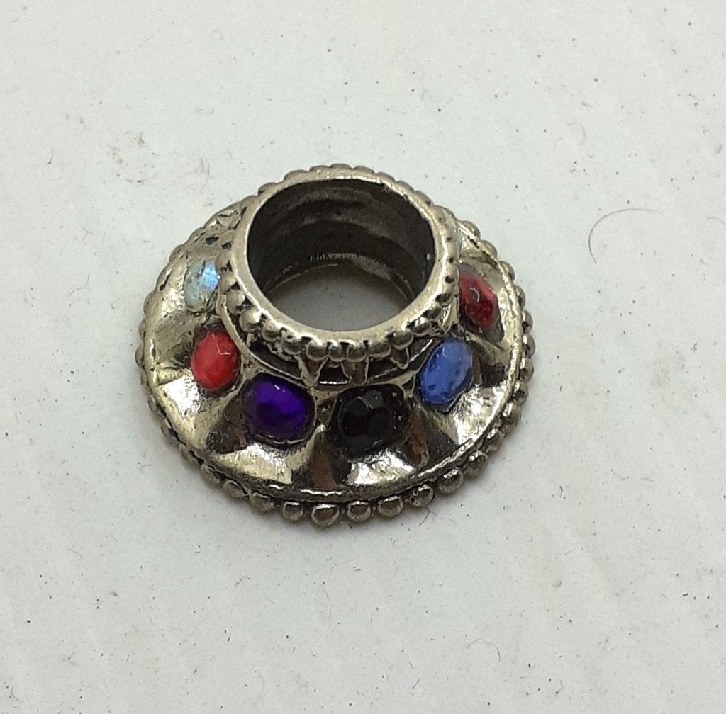 Nieuwe Mendak Java Keris Zilverkleurig Kleurig Stenen MAG22, Antiek en Kunst, Zilver, Handgemaakt, Sieraad, Verzenden