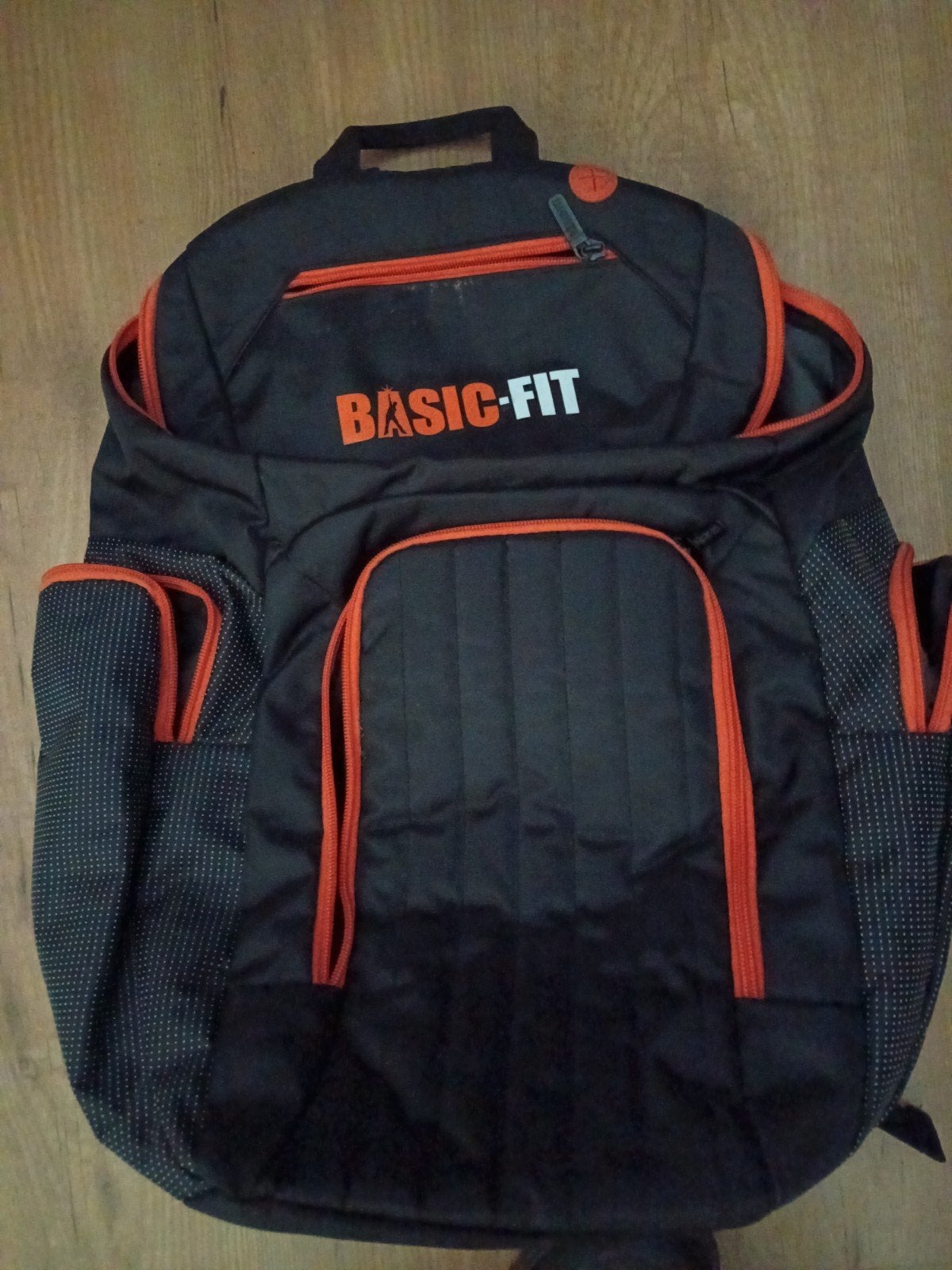 Basic-Fit rugzak - Zwart met oranje accenten, 25 tot 40 cm, Ophalen of Verzenden, Zo goed als nieuw, Overige merken