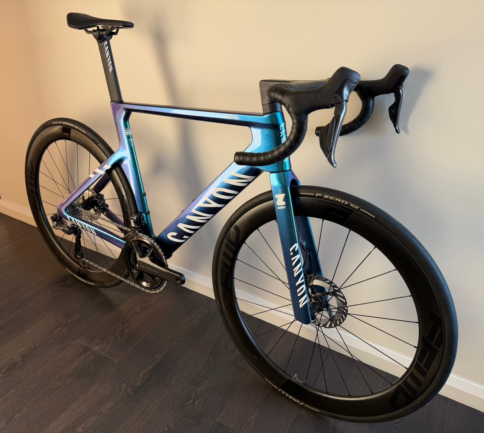 Nieuwe (0km) Canyon Aeroad CFR Alplacin, Carbon, Nieuw, Meer dan 20 versnellingen, Schijfrem