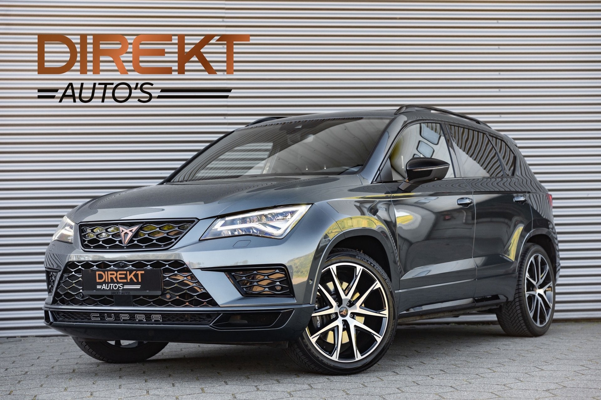 CUPRA Ateca 2.0 TSI 4DRIVE PANO BEATS VIRTUAL TREKHAAK, Auto's, Cupra, Automaat, Automatische klimaatregeling, Gebruikt, Zwart