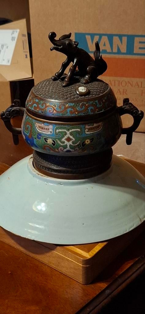 Mooie antieke Chinese wierrookpot, Ophalen of Verzenden