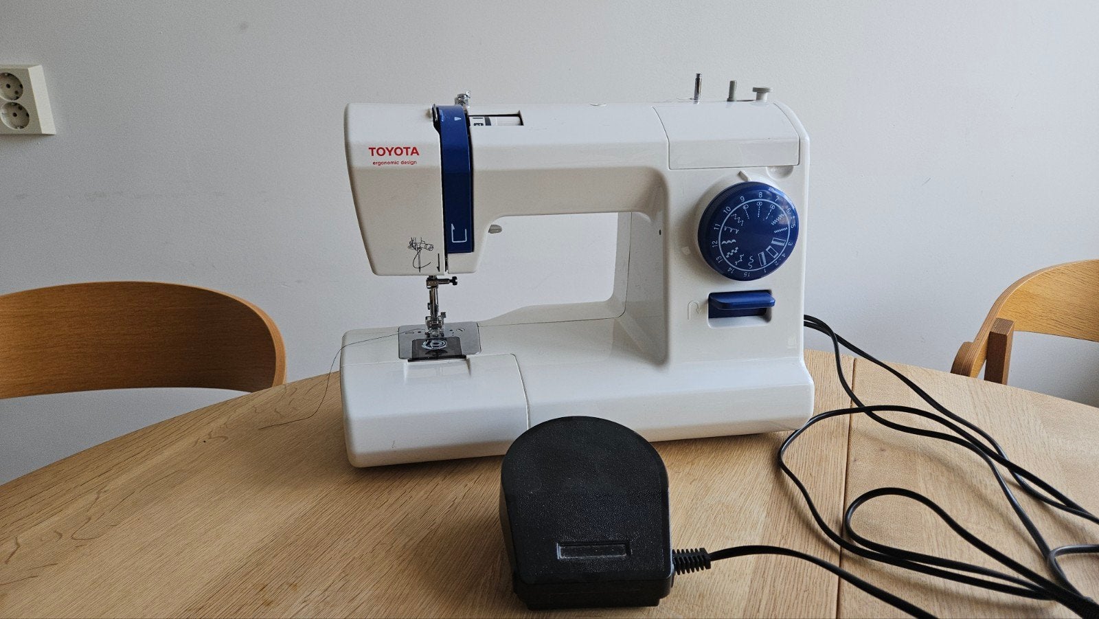 Toyota SP100 JCB15 Naaimachine, Ophalen of Verzenden, Zo goed als nieuw, Naaimachine, Overige merken