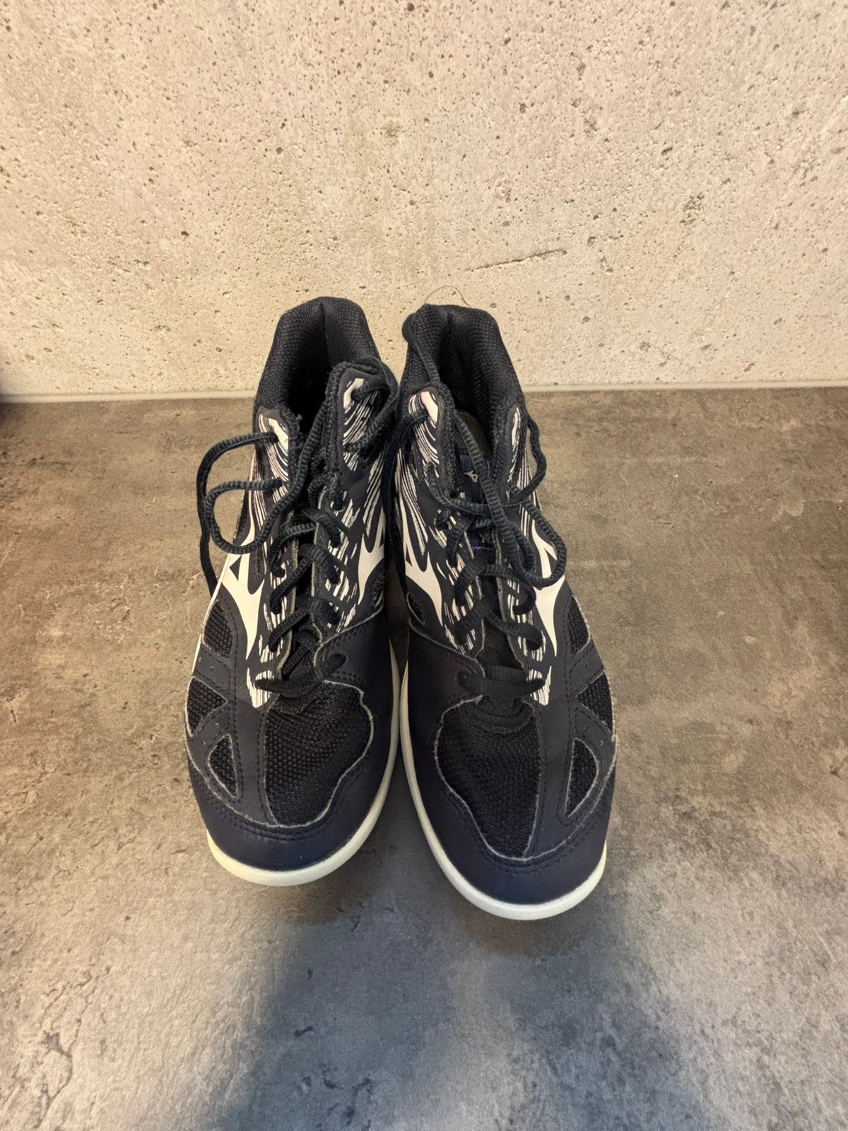 Korfbal binnenschoenen, Mizuno, maat 37, Ophalen, Gebruikt, Schoenen