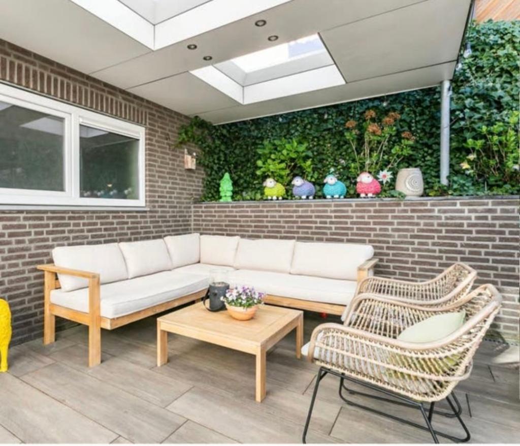 Loungeset in nieuwstaat, Tuin en Terras, Ophalen, Zo goed als nieuw