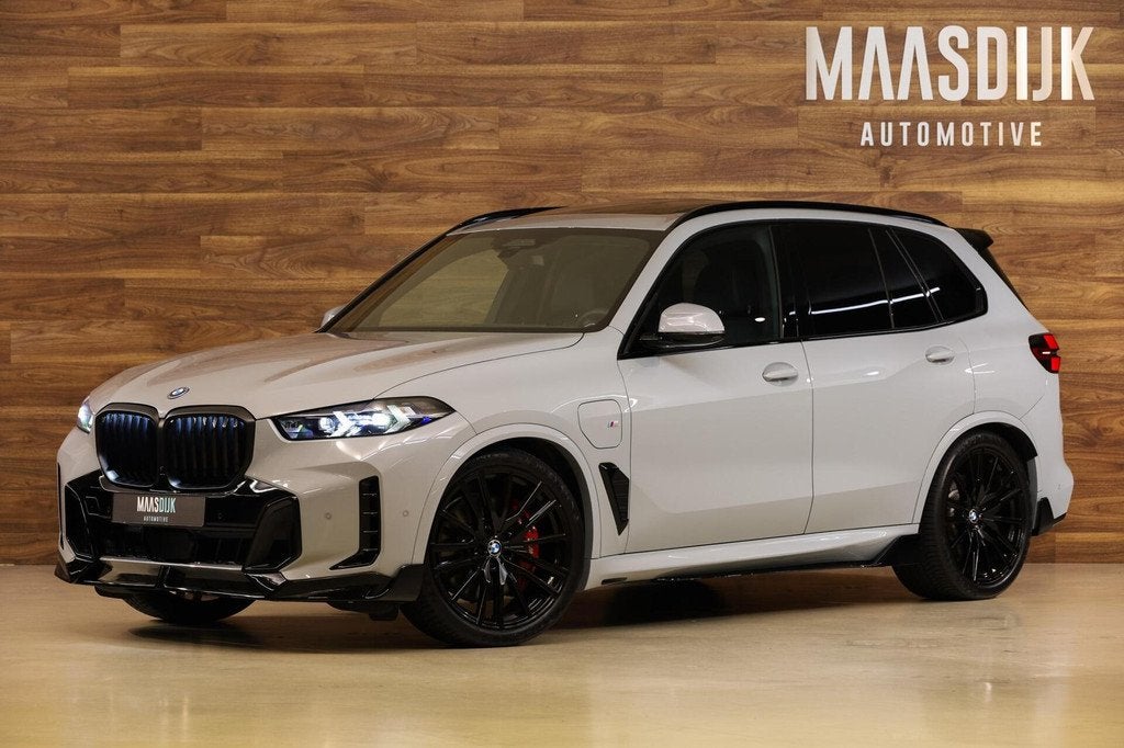 BMW X5 xDrive50e M-Sport|Aero|Skylounge|HUD|H&K|360|Lane ass, Automaat, Gebruikt, 2395 kg, Bedrijf