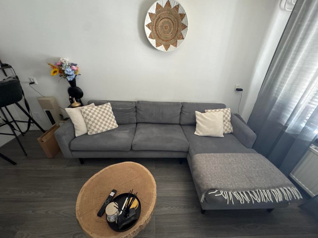 Grijze ribstof hoekbank met chaise longue, Ophalen, Hoekbank, 75 tot 100 cm, Zo goed als nieuw