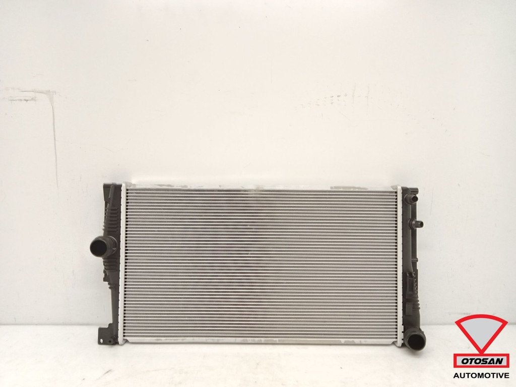 Bmw 5 serie F10 F11 Radiator Radiateur 1711 8672 011