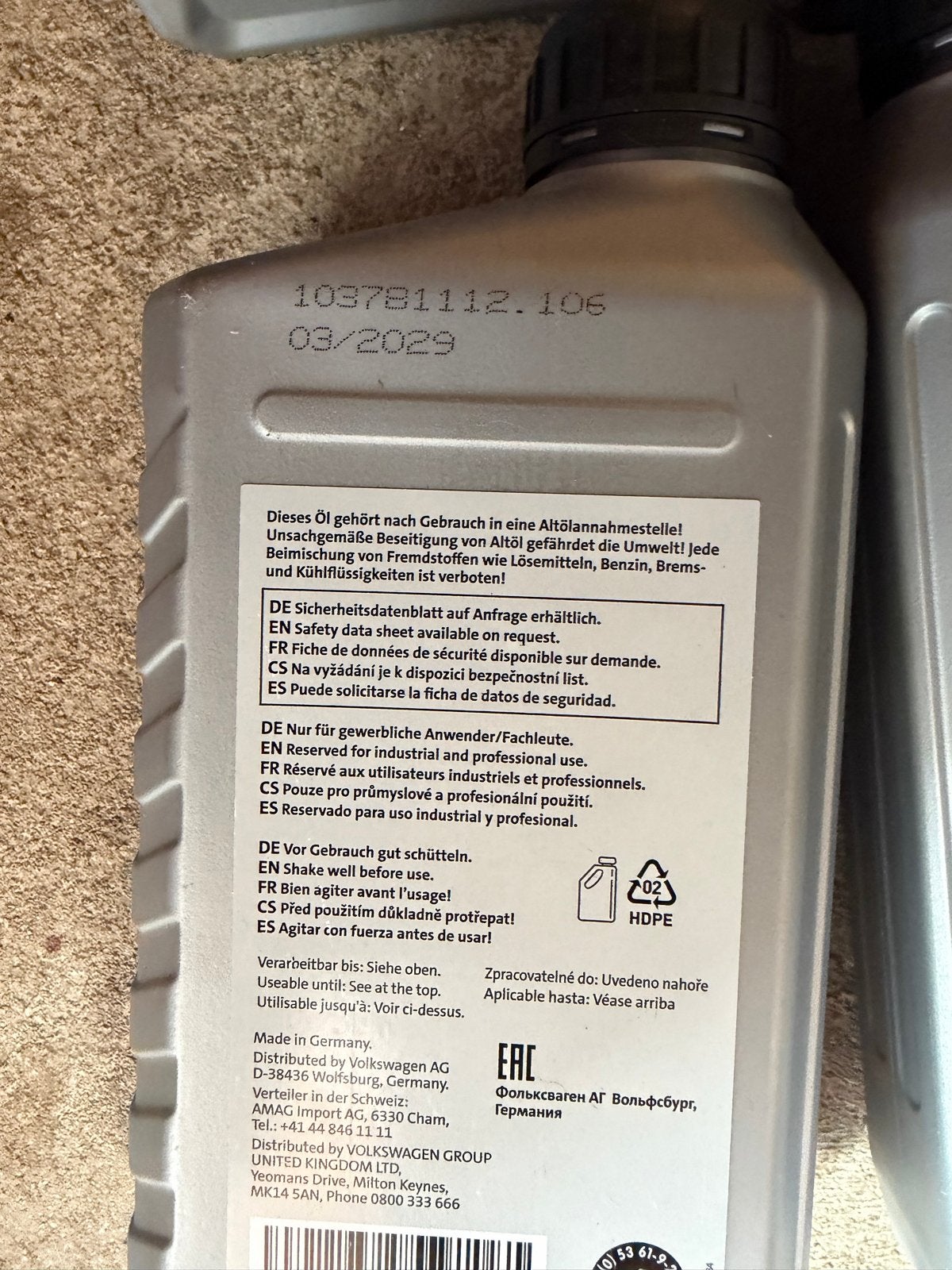 Foto 2 van 1 liter originele DSG olie Volkswagen G 052 182 A2