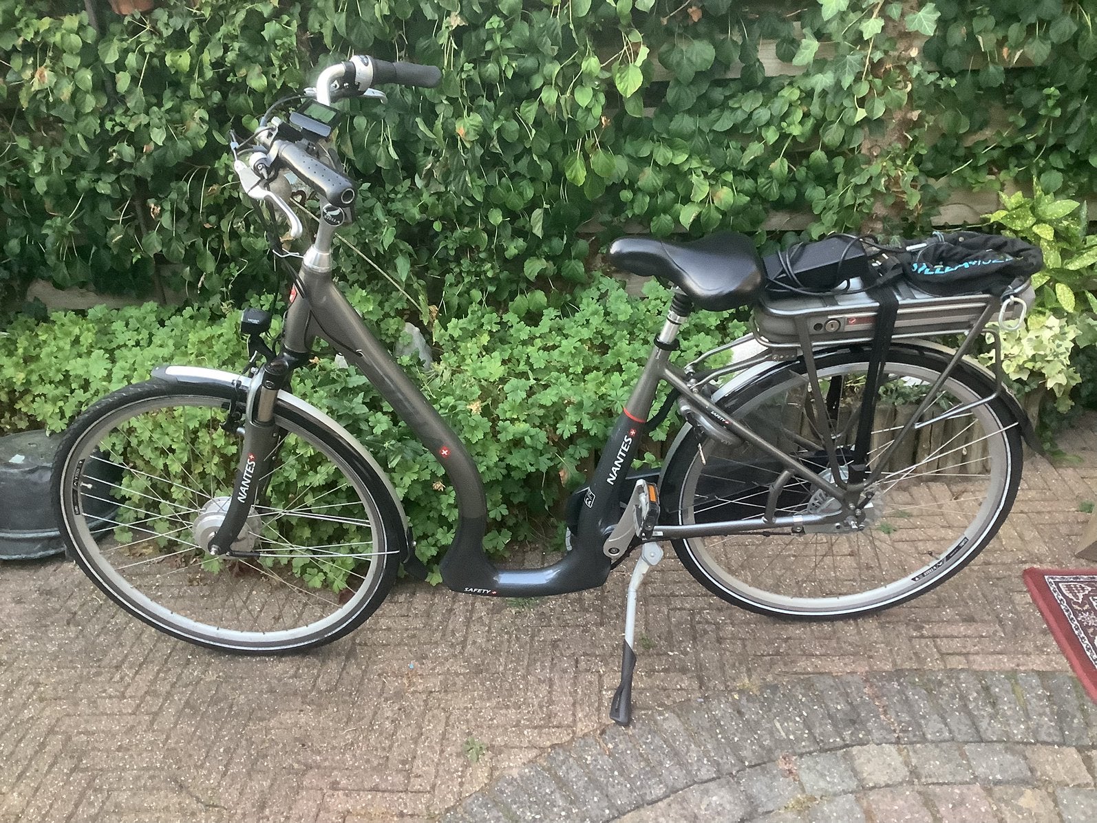 STELLA NANTES electronische fiets lage instap 1100 km, Ophalen, Zo goed als nieuw, 50 km per accu of meer, Overige merken