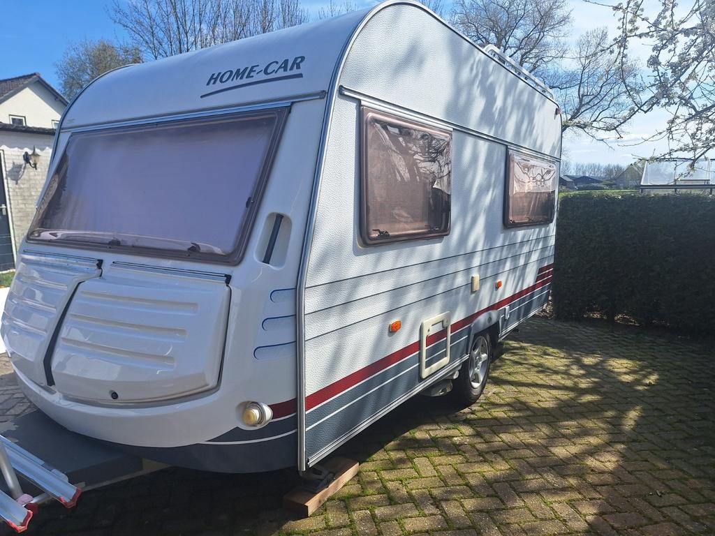 Caravan HOME-CAR Rally 40 (2003), Home-car, Ringverwarming, Treinzit, Particulier