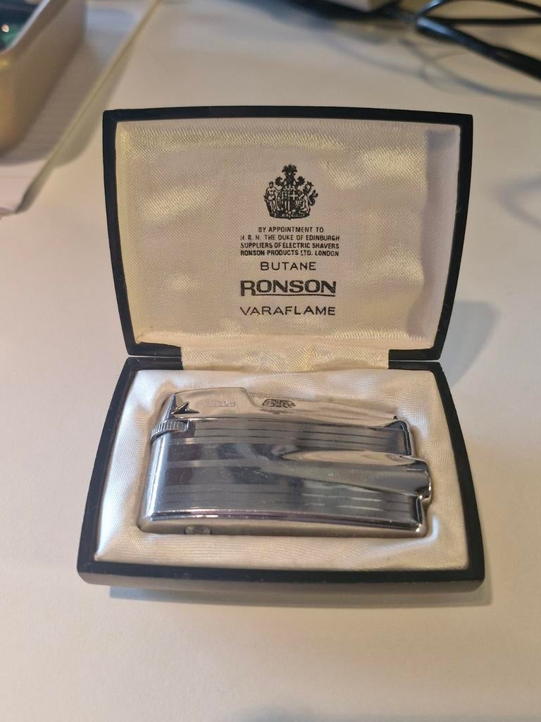 Vintage Ronson Varaflame aansteker in originele doos, Verzamelen, Ophalen of Verzenden, Zo goed als nieuw, Aansteker
