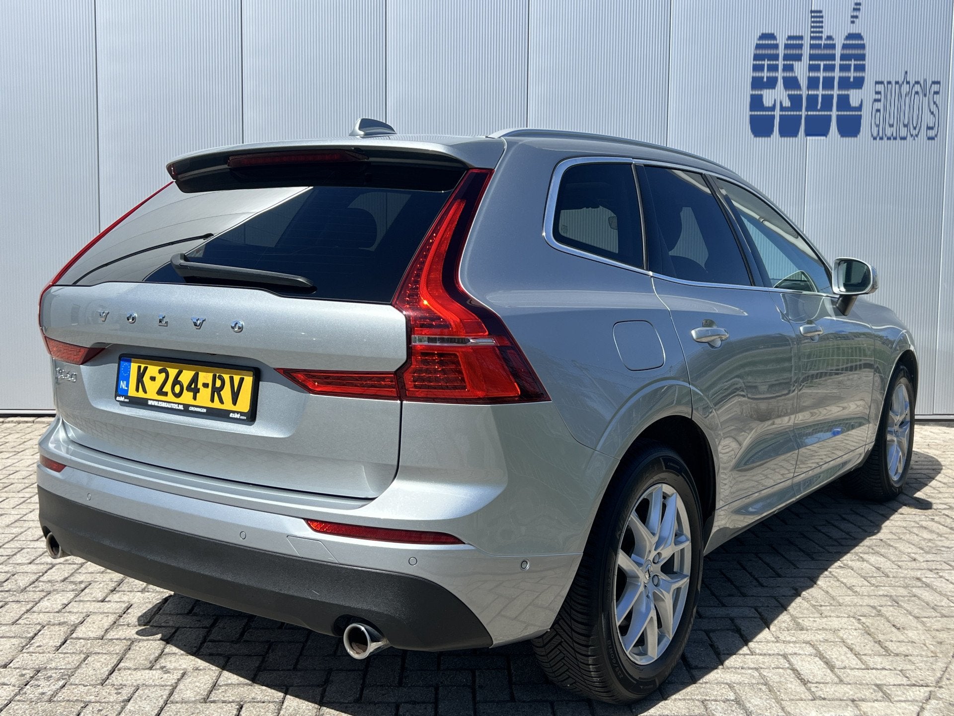 Volvo XC60 2.0 T8 Twin Engine AWD Luchtvering Trekhaak Panor, Automaat, Gebruikt, 2039 kg, Bedrijf