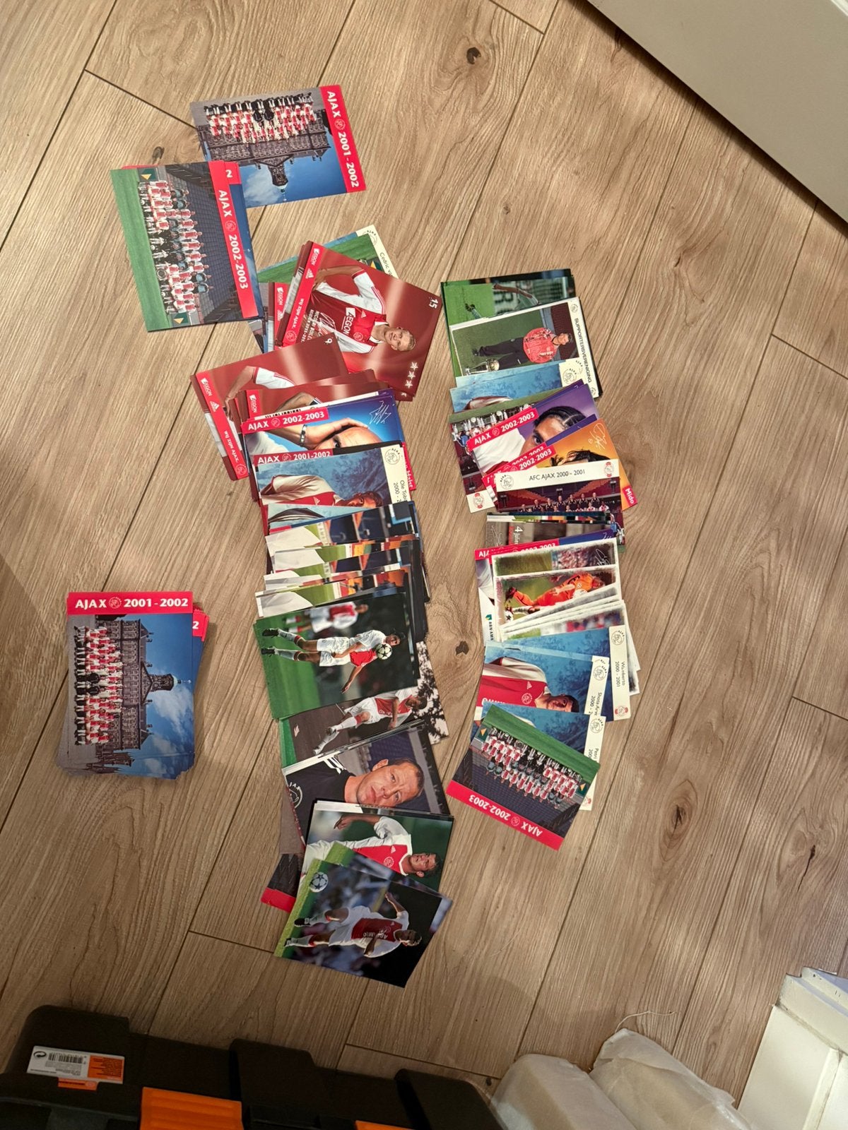 Hele stapel ajax spelers kaarten, Verzamelen, Sportartikelen en Voetbal, Ophalen of Verzenden, Zo goed als nieuw, Ajax, Spelerskaart