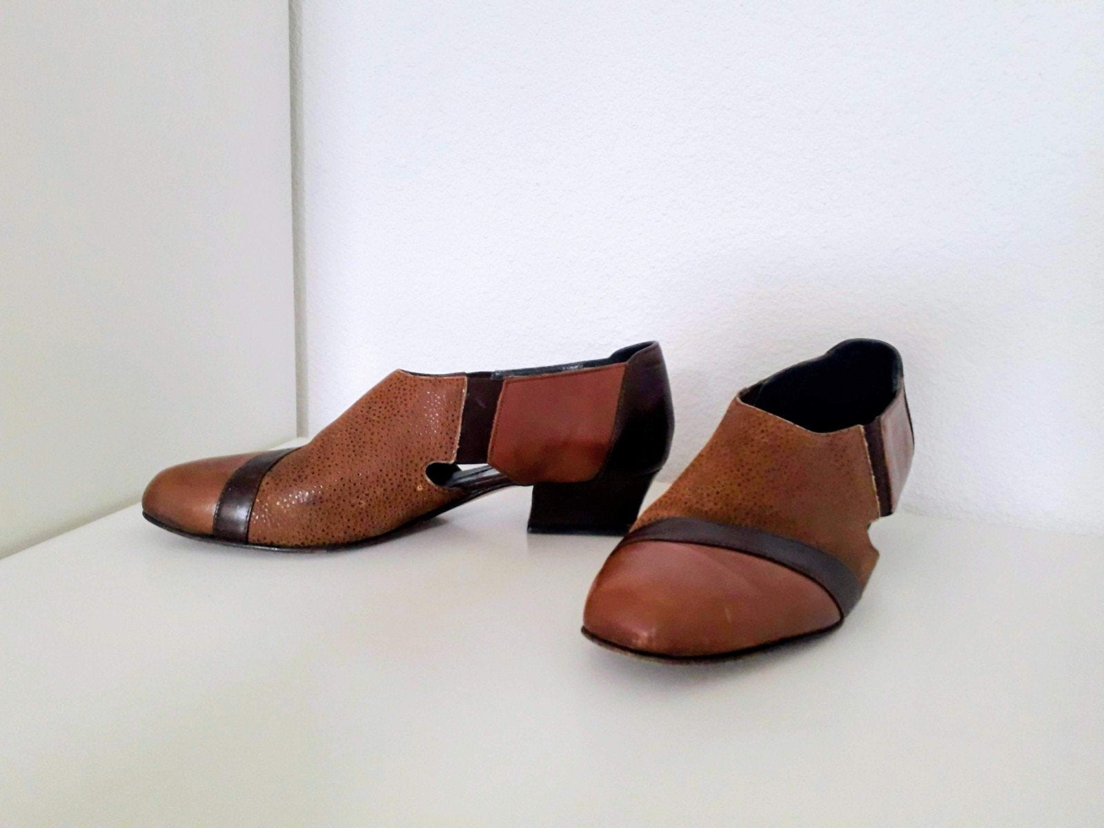 DESTINY; aparte, lederen Italiaanse pumps (38)., Kleding | Dames, Schoenen, Ophalen of Verzenden, Zo goed als nieuw