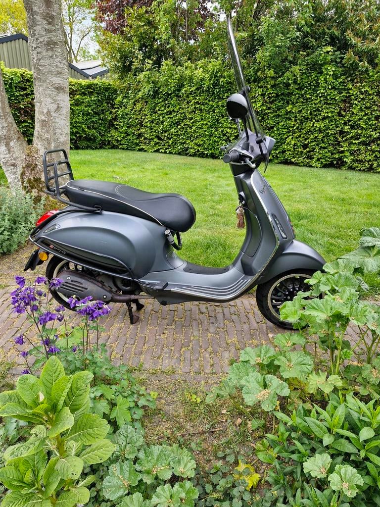 Mooie vespa sprint, Fietsen en Brommers, Scooters | Vespa, Ophalen, Benzine, Vespa S