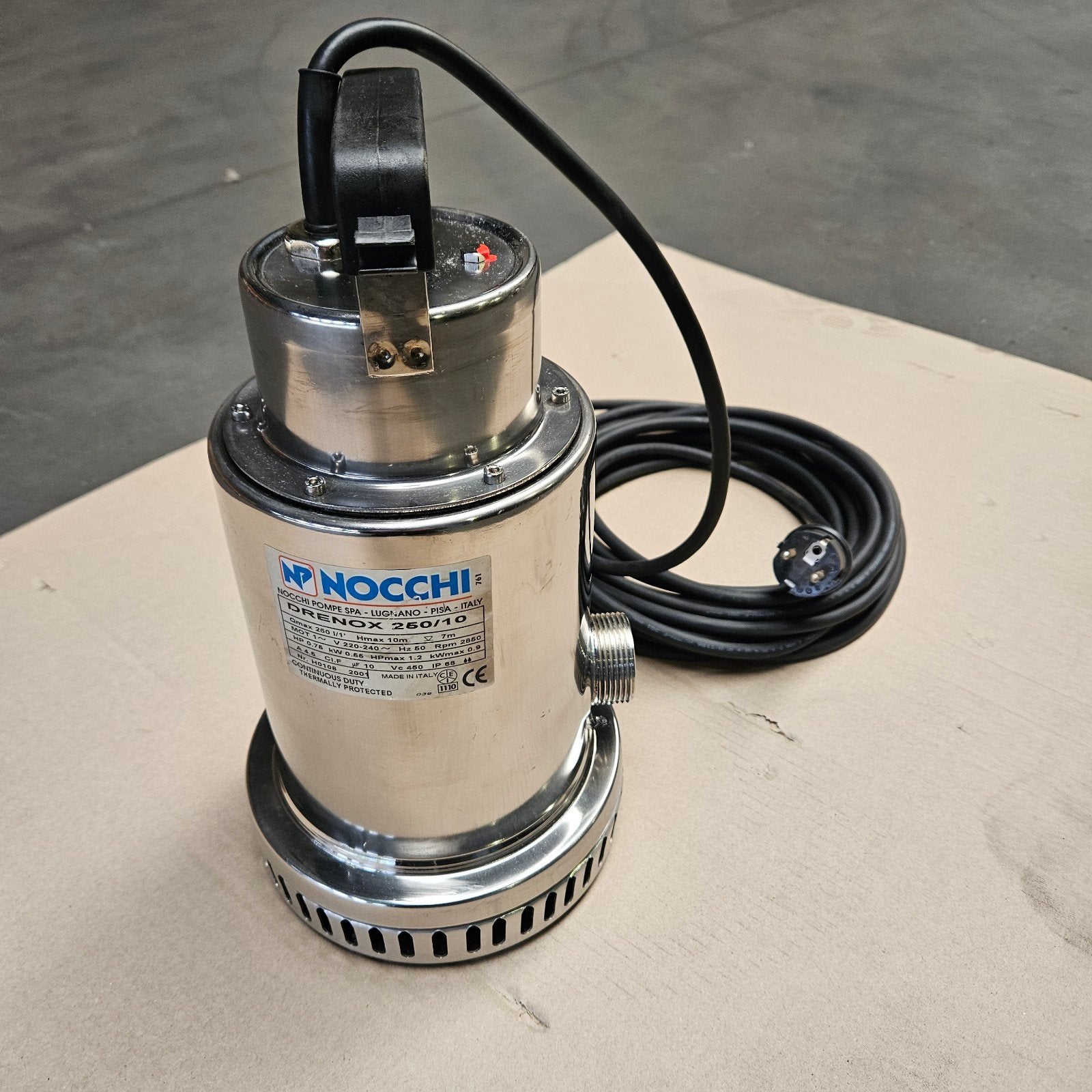 Nocchi Drenox dompelpomp 250/10  230V, Ophalen, Zo goed als nieuw, Dompelpomp