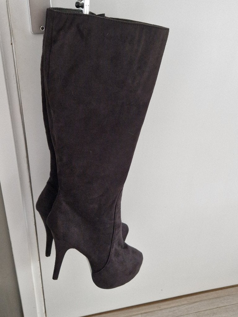 Erogance laarzen maat 46 nieuw, Kleding | Dames, Schoenen, Hoge laarzen, Bruin, Nieuw, Ophalen of Verzenden