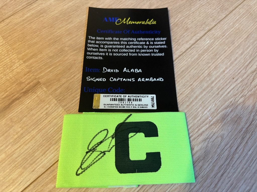 Gesigneerde aanvoerdersband Alaba (Real Madrid) + COA, Ophalen of Verzenden, Zo goed als nieuw, Buitenlandse clubs, Overige typen