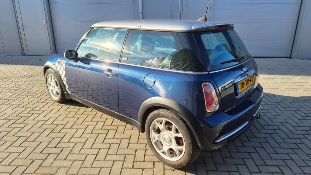 Mini COOPER 1.6 Checkmate (Facelift)  Space Blue  Leder  Cru, Voorwielaandrijving, Gebruikt, 4 cilinders, Bedrijf