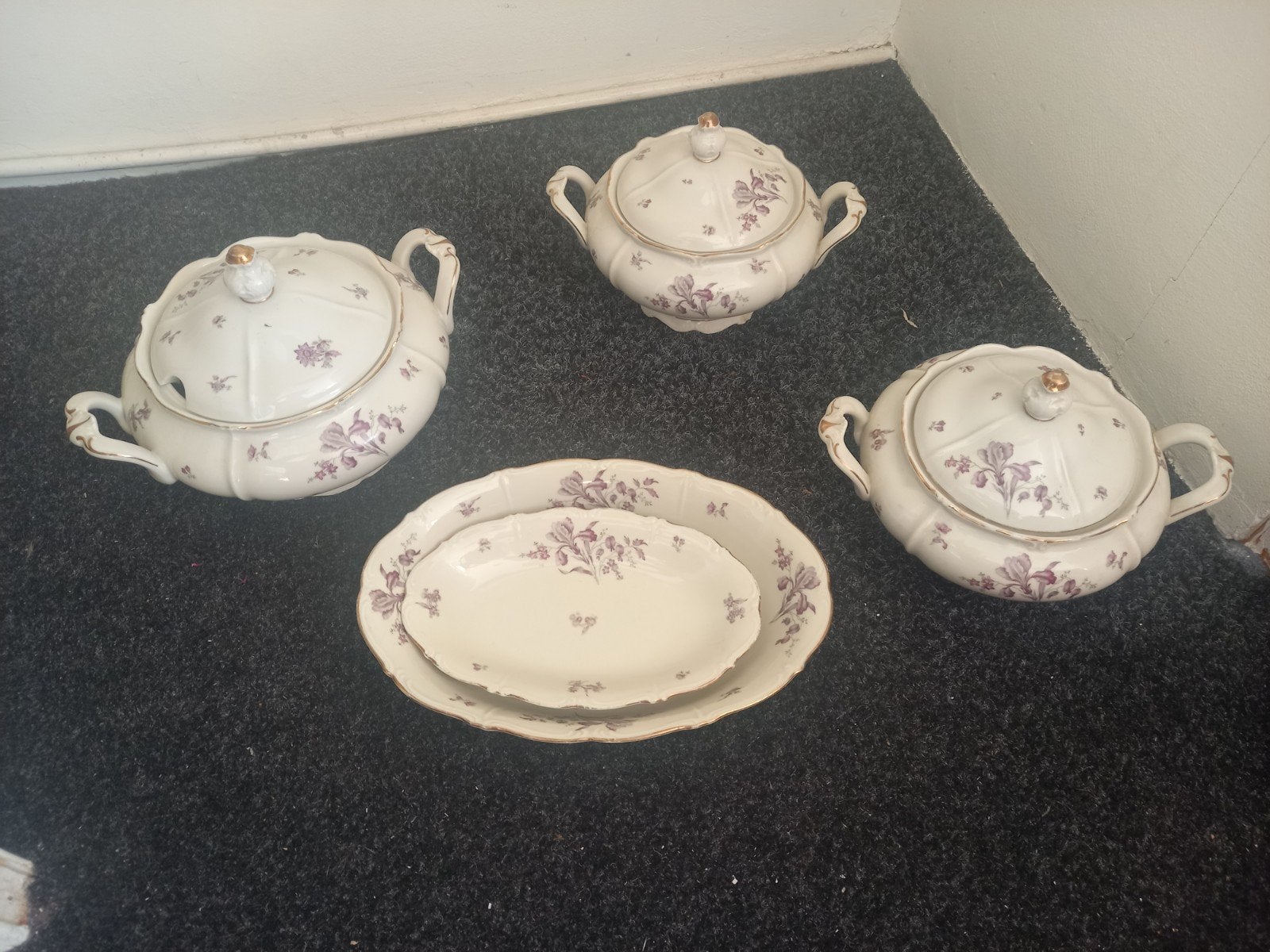 Vintage Valeram servies: 3 dekschalen en 2 serveerschalen, Ophalen of Verzenden