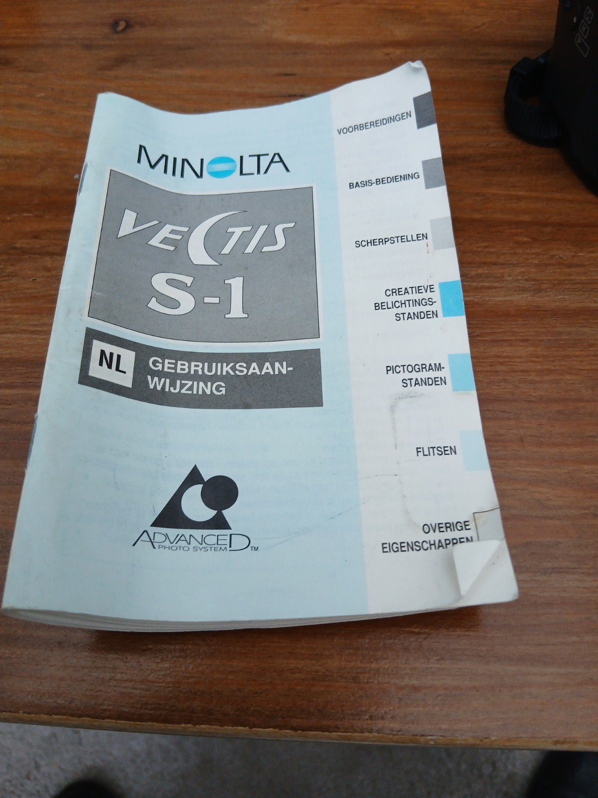 Minolta Vectis S-1 APS camera met flitser en accessoires, Audio, Tv en Foto, Fotocamera's Analoog, Ophalen of Verzenden