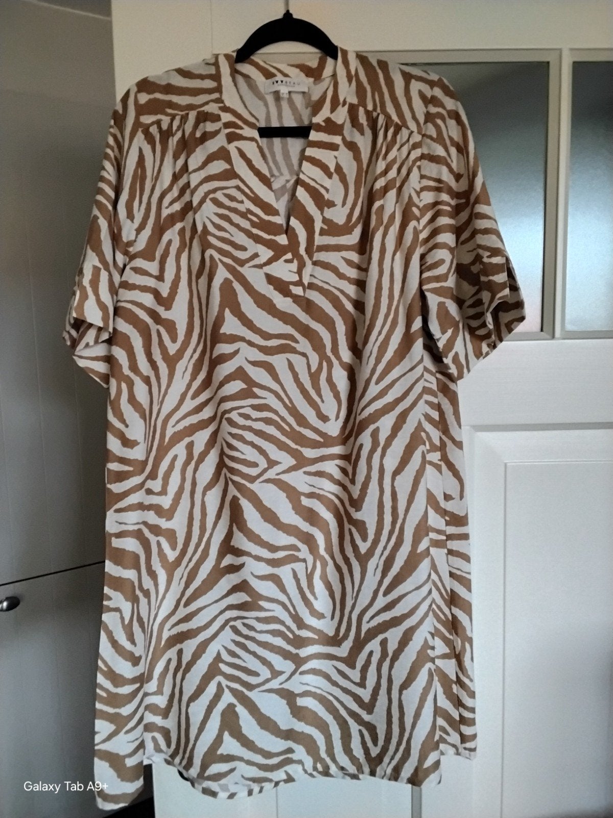 JURKJE      IVY BEAU       MAAT      38., Kleding | Dames, Ophalen of Verzenden, Zo goed als nieuw, Maat 38/40 (M), Boven de knie