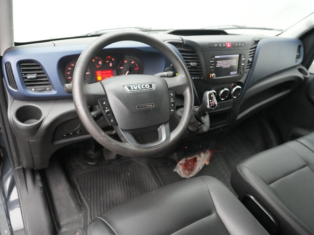 Iveco Daily 35S14 Gesloten bestelwagen Automaat L2H2 Aircond, Automaat, 136 pk, Gebruikt, Euro 6
