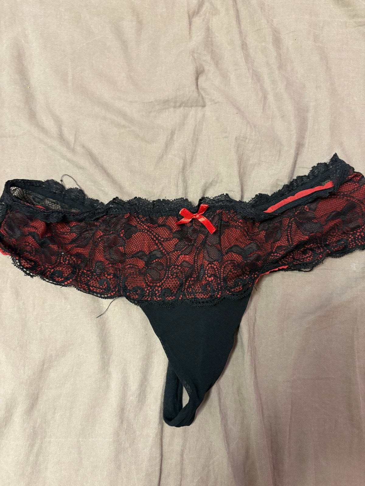 Zwart rood kanten slipje, Verzenden, Zwart, Slip
