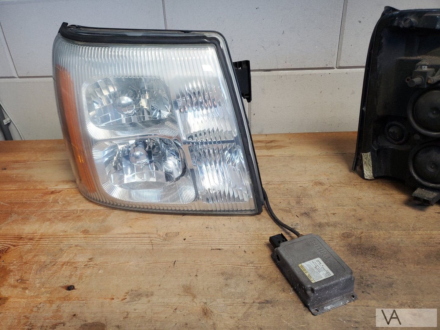 Cadillac Escalade 2002 - 2007 koplamp rechts XENON €350, Auto-onderdelen, Verlichting, Cadillac, Gebruikt, -, -
