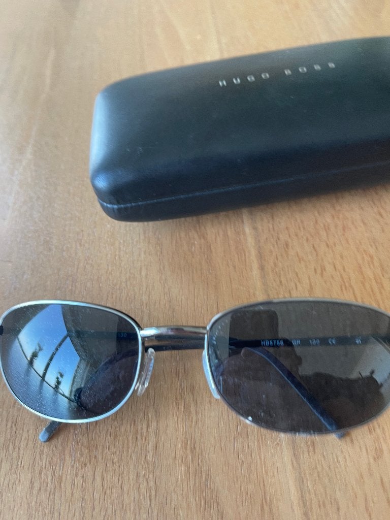 Hugo Boss zonnebril, Sieraden, Tassen en Uiterlijk, Zonnebrillen en Brillen | Heren, Overige merken, Zonnebril, Zwart, Ophalen of Verzenden