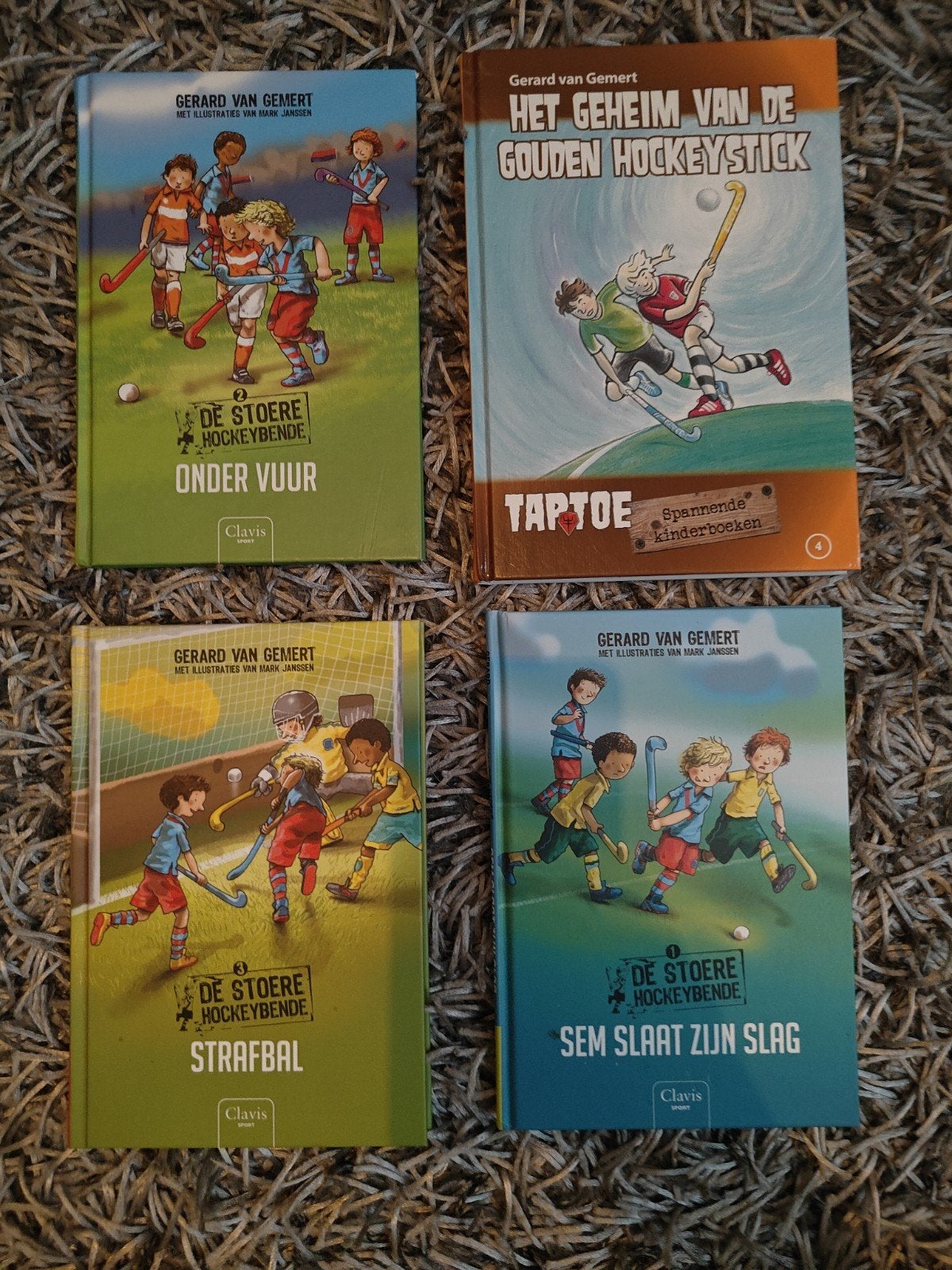 set van 4 gerard van gemert hockey verhalen, Ophalen of Verzenden, Zo goed als nieuw, Gerard van Gemert, Fictie algemeen