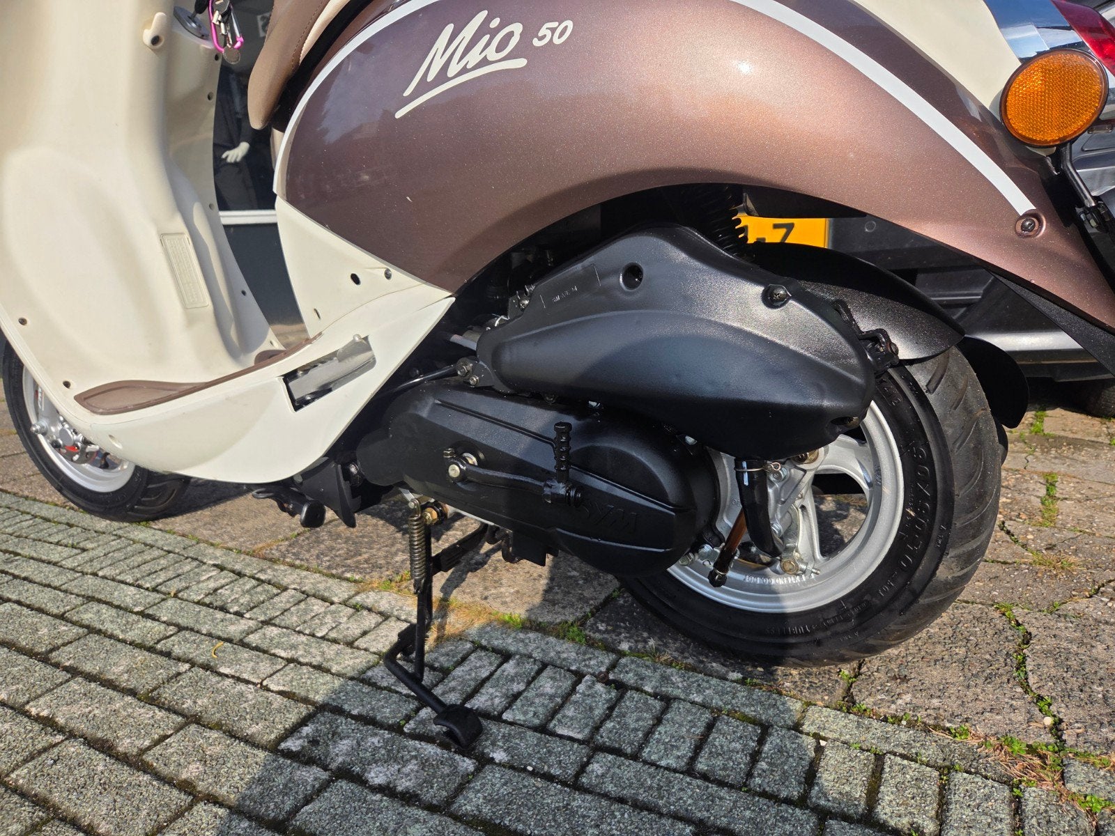 Sym Mio 25 km Nieuwstaat, Fietsen en Brommers, Mio, Ophalen of Verzenden, Zo goed als nieuw, Benzine