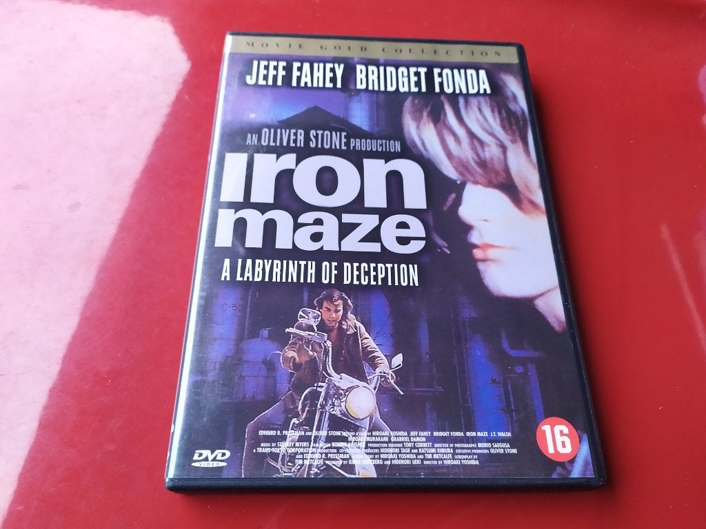 Iron Maze, Vanaf 16 jaar, Ophalen of Verzenden, Gebruikt