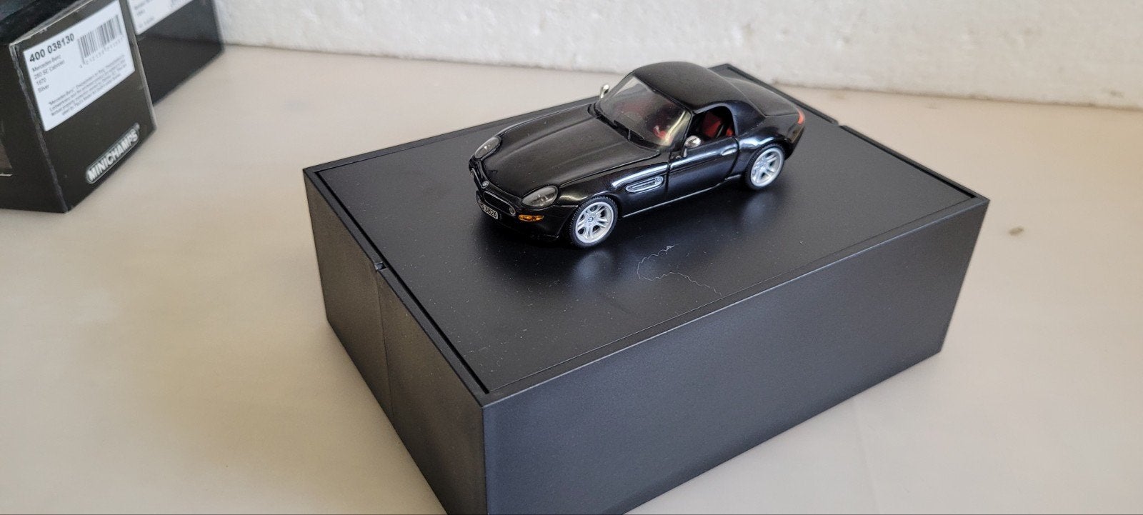 Minichamps BMW Z8, Ophalen of Verzenden, Zo goed als nieuw, Auto, MiniChamps