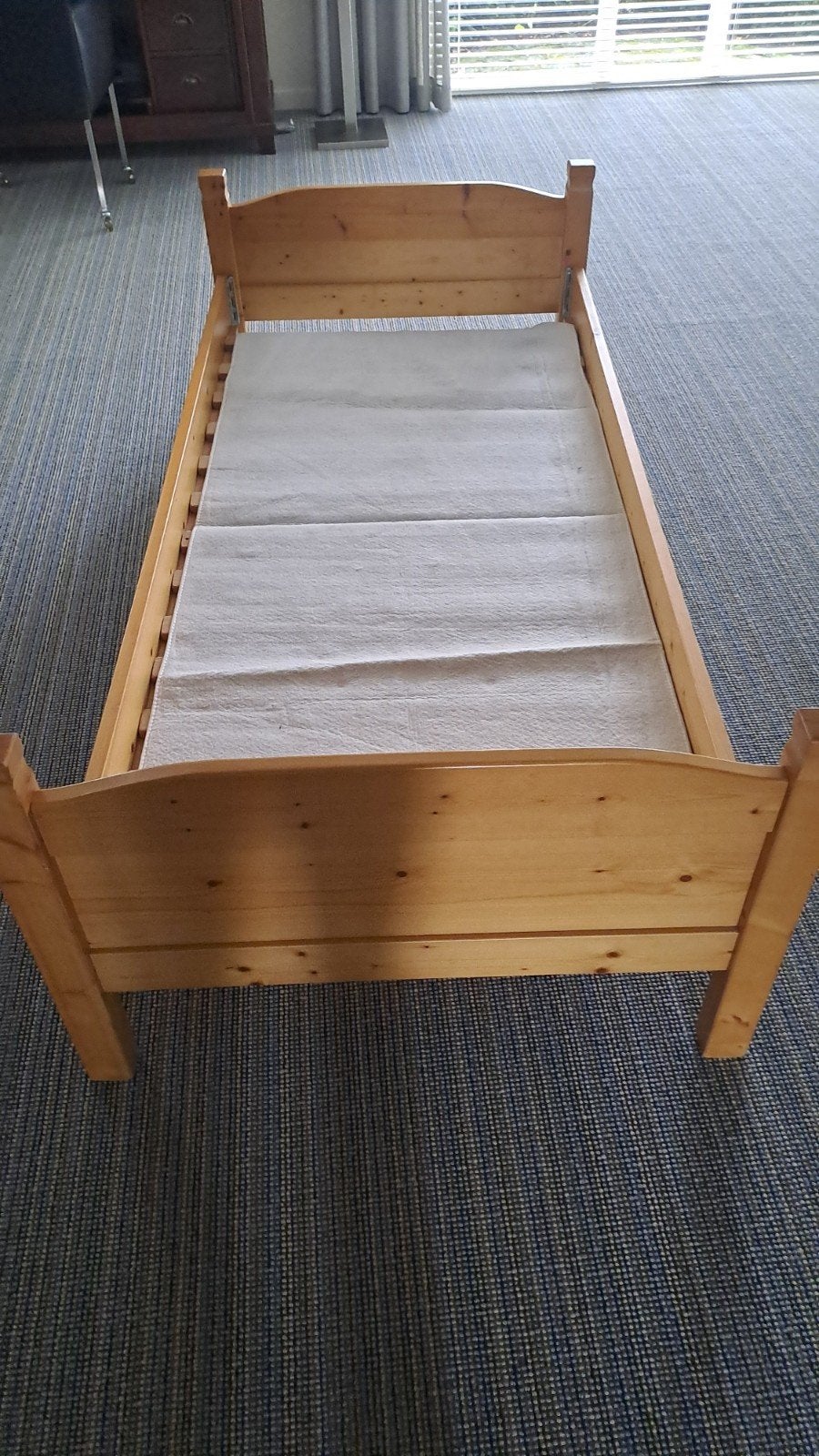 Grenen bed 200x90, lattenbodem, molton, Huis en Inrichting, Ophalen, 90 cm, Eenpersoons, Zo goed als nieuw