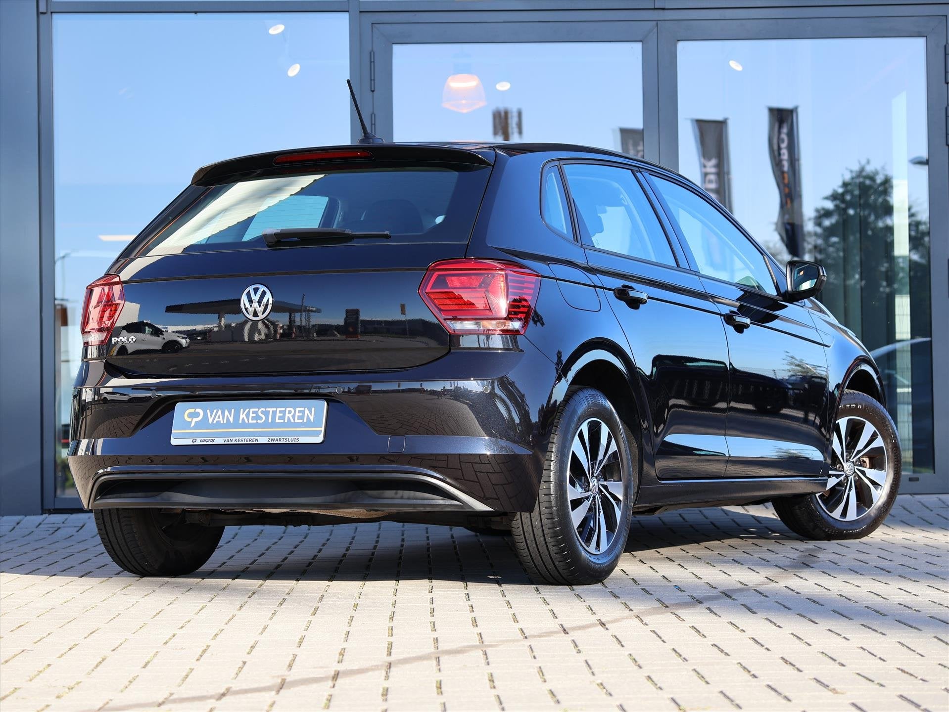 Foto 2 van VOLKSWAGEN Polo 1.0 TSI 95pk Comfortline Business | Carplay