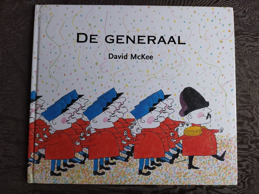 David McKee - De generaal, Boeken, Fictie algemeen, Jongen of Meisje, Ophalen of Verzenden, Zo goed als nieuw