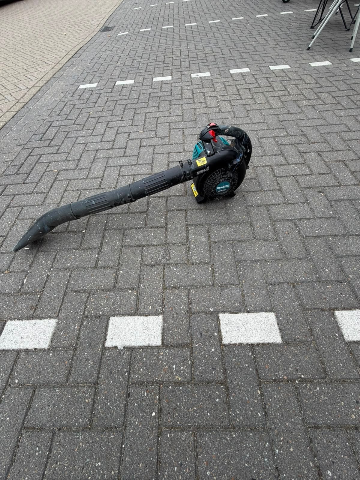Makita Benzine Bladblazer - Krachtig en Betrouwbaar, Ophalen, Gebruikt, Benzine, Handgedragen
