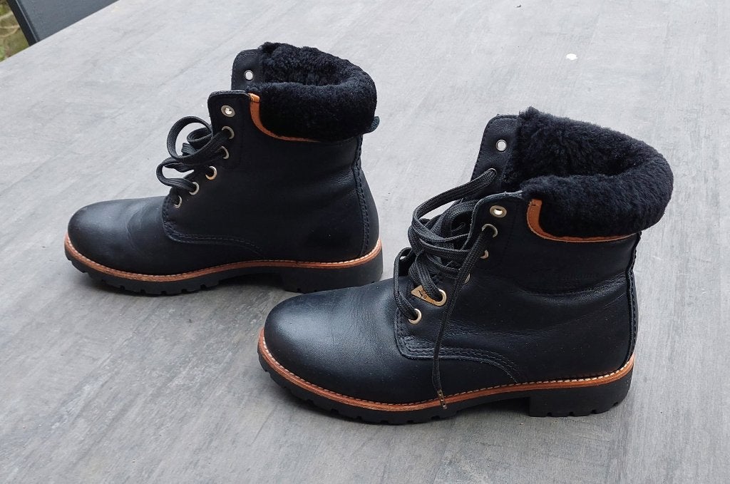 Zwarte gevoerde laarzen Panama Jack mt 37, Kleding | Dames, Schoenen, Zwart, Lage of Enkellaarzen, Ophalen of Verzenden, Zo goed als nieuw