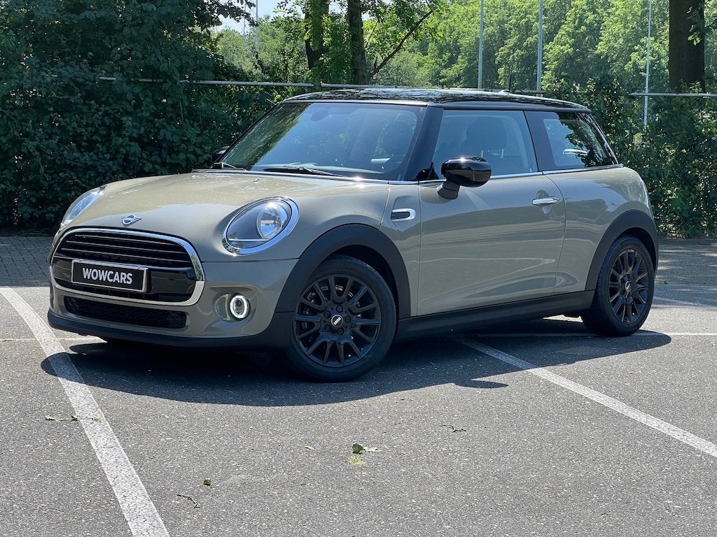 MINI Cooper 1.5 136pk Automaat CarPlay Alarm Cruise Control, 49 €/maand, Origineel Nederlands, Bedrijf, USB