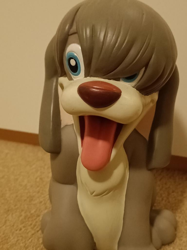 Disney spaarpot hond, Verzamelen, Disney, Ophalen of Verzenden, Overige figuren, Zo goed als nieuw, Beeldje of Figuurtje