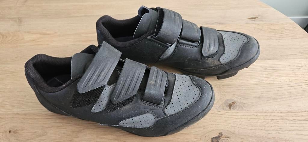 Zwarte Liv fietsschoenen met klittenbandsluiting, dames, 40, Liv, Gebruikt, Schoenen, Overige maten