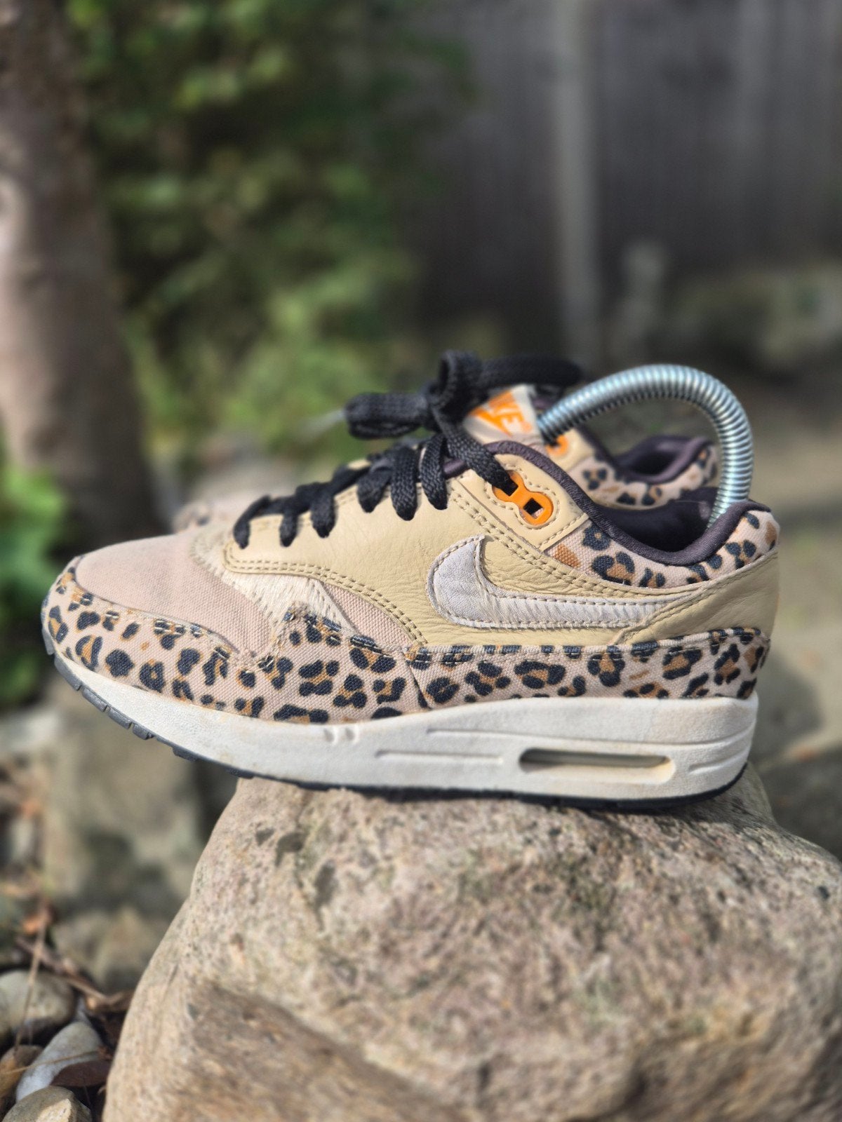 Nike air max 1 Leopard 1 36,5, Bruin, Ophalen of Verzenden, Sneakers of Gympen, Gedragen